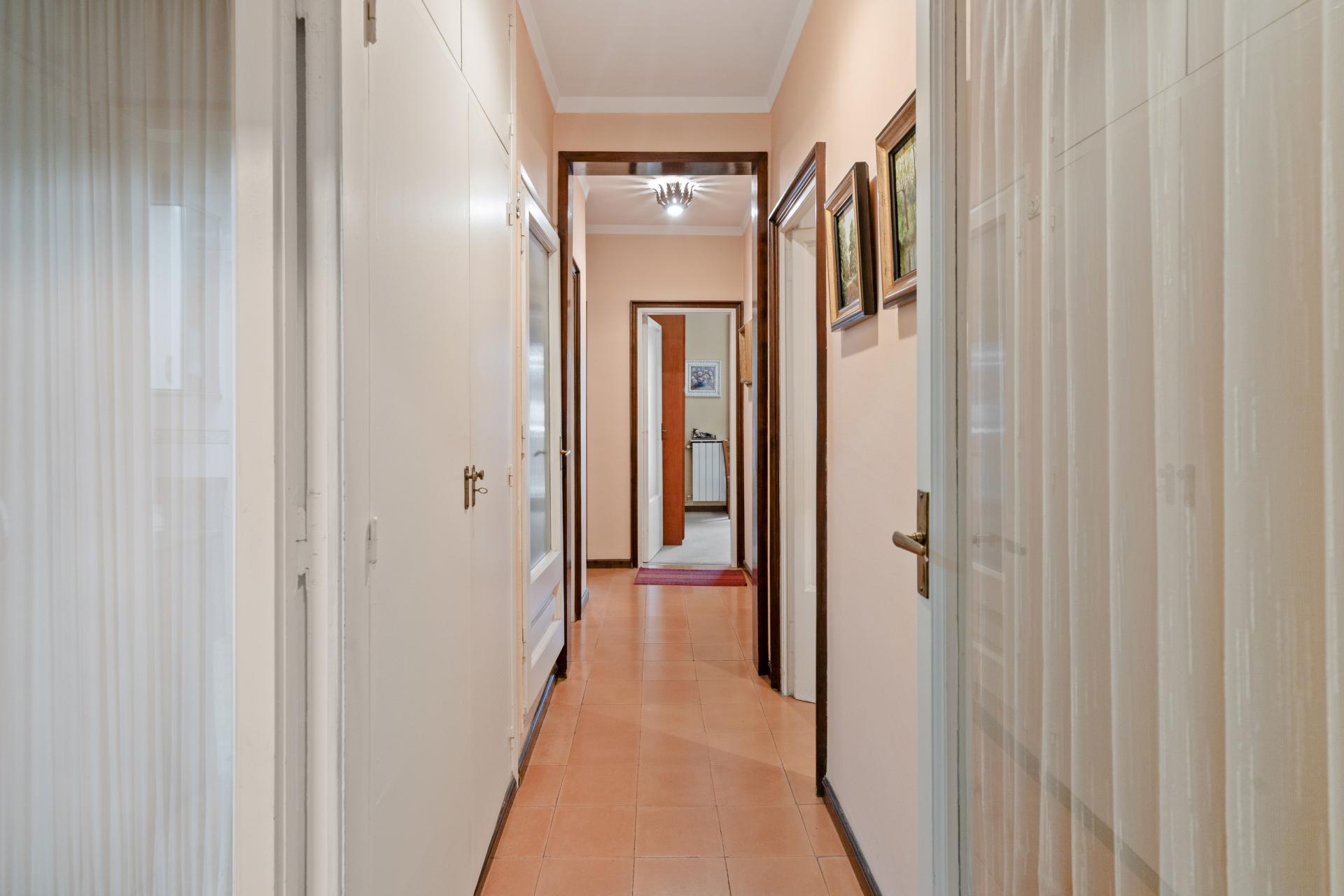Piso – Barcelona 80.00 m2 photo14