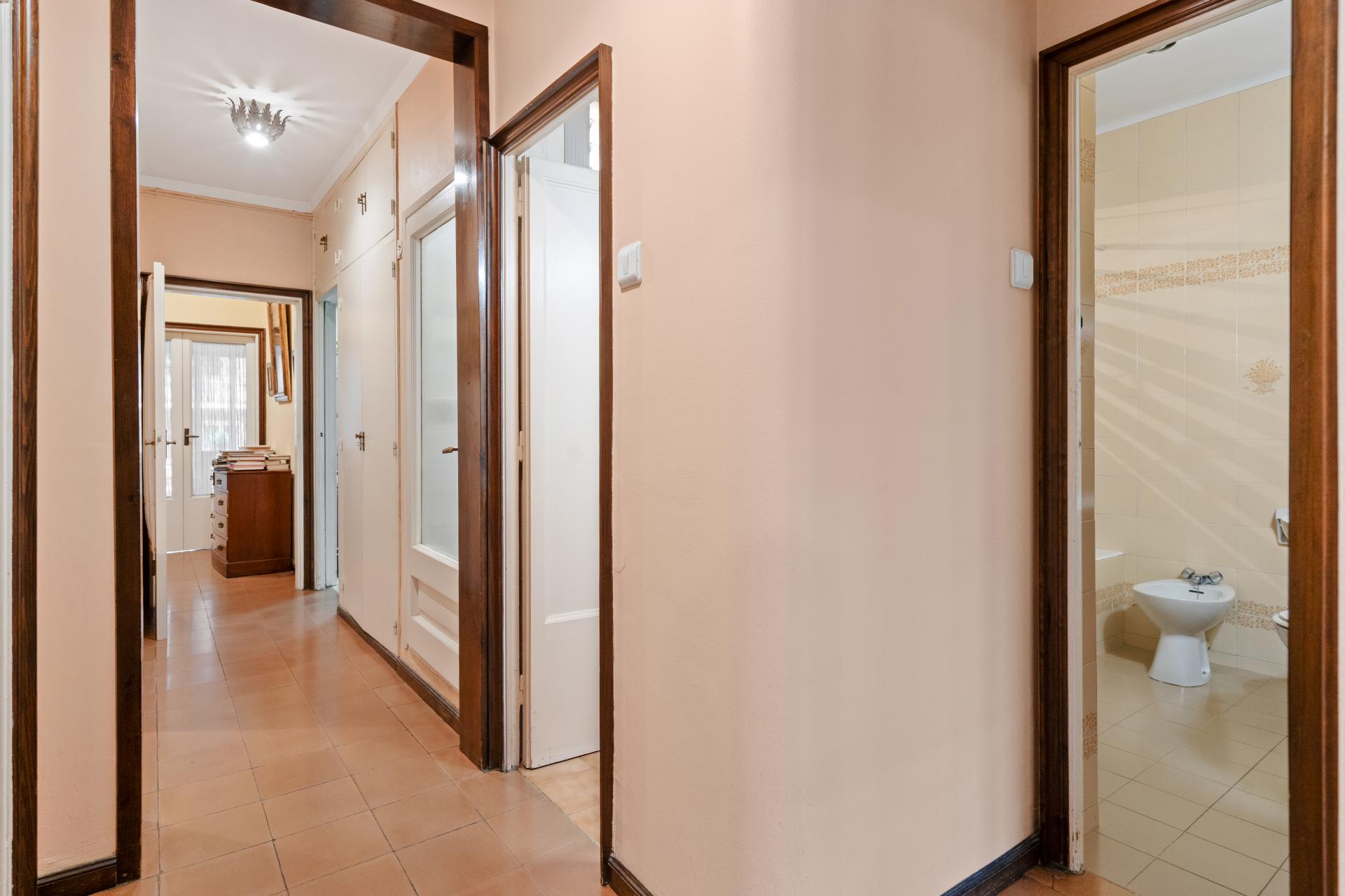Piso – Barcelona 80.00 m2 photo15