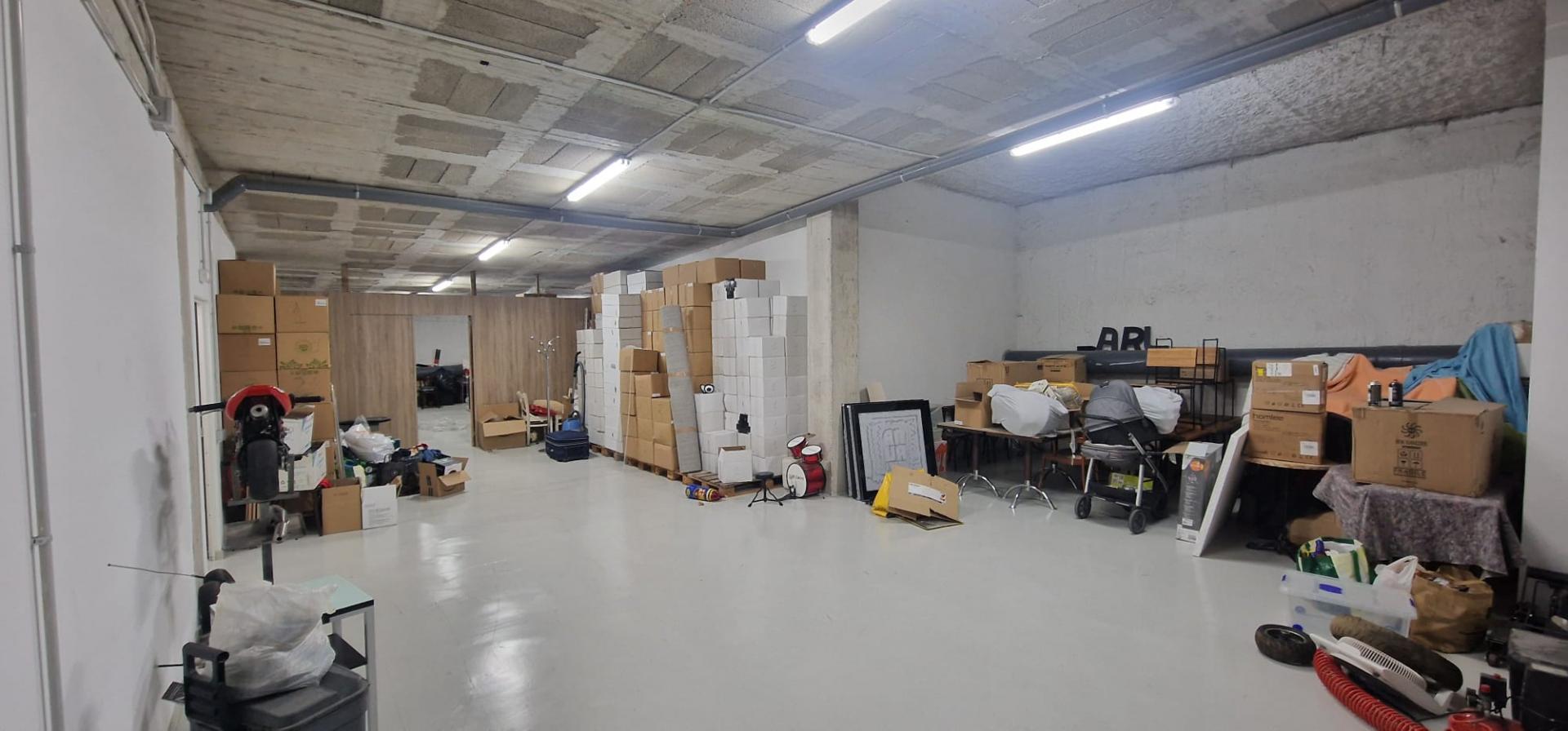 Local comercial – Cornellà de Llobregat 963.00 m2 photo18