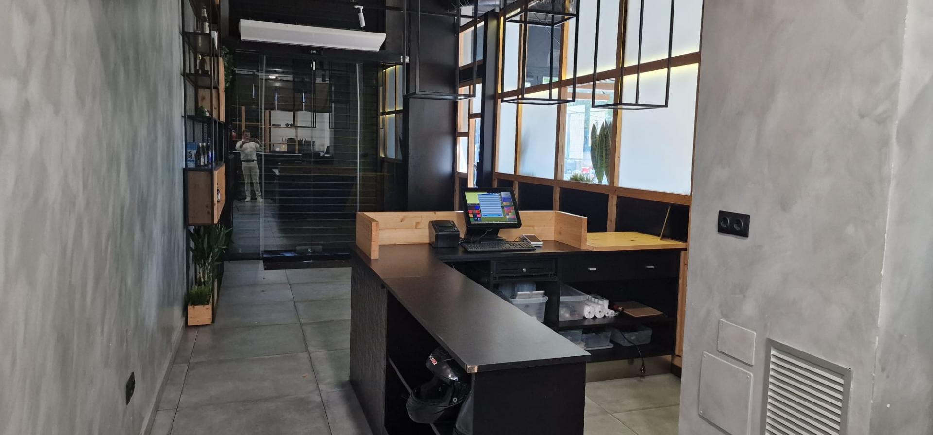 Local comercial – Cornellà de Llobregat 963.00 m2 photo5