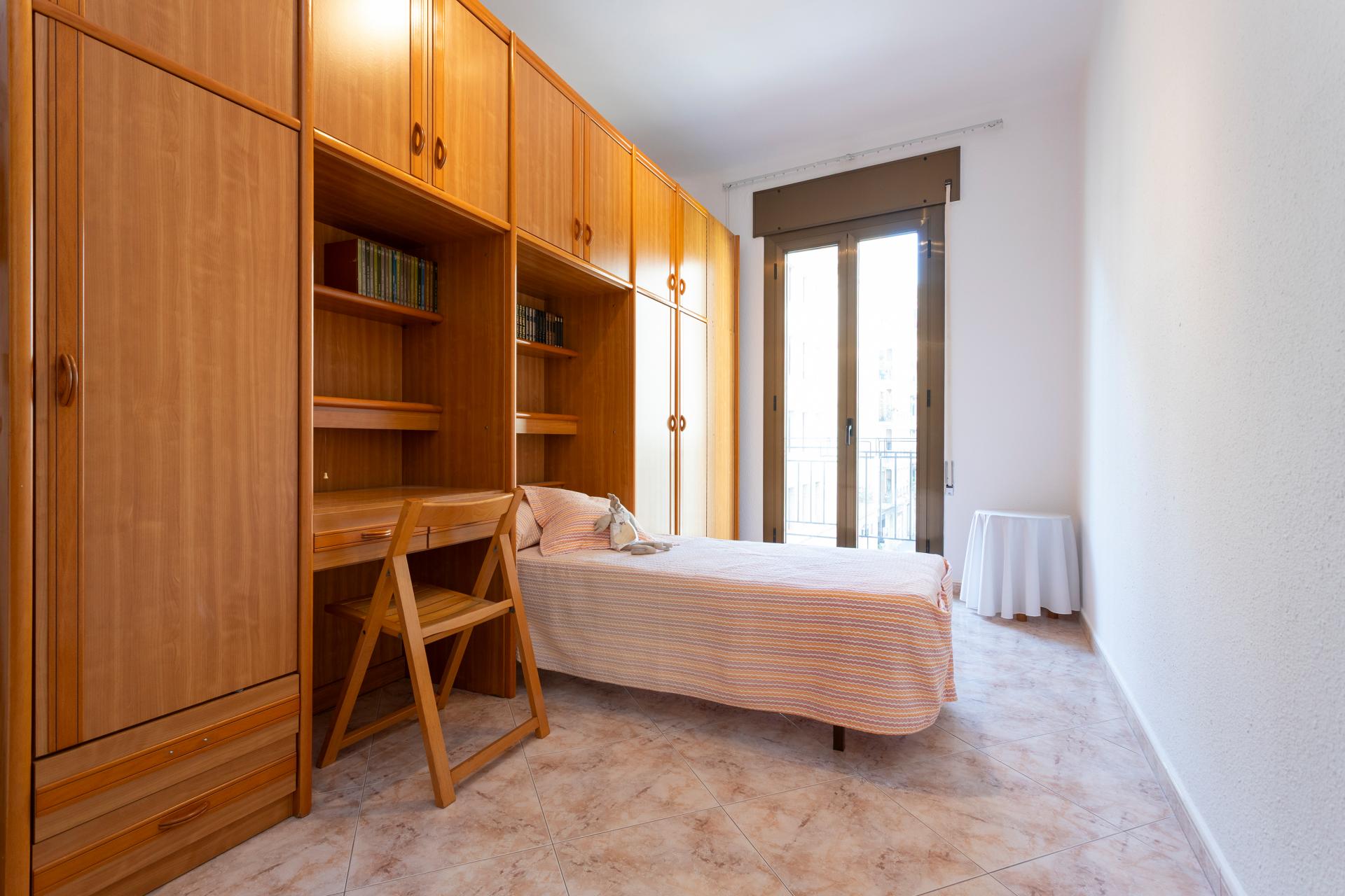 Piso – Barcelona 76.00 m2 photo11
