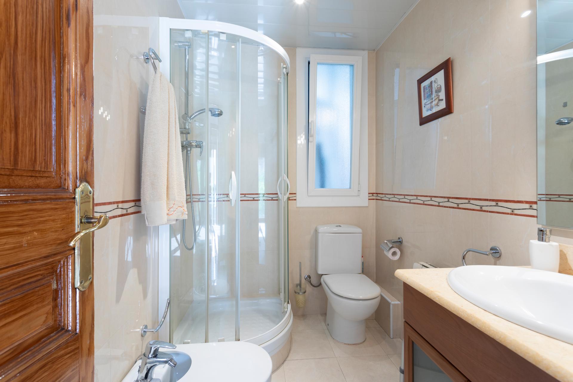 Piso – Barcelona 76.00 m2 photo14