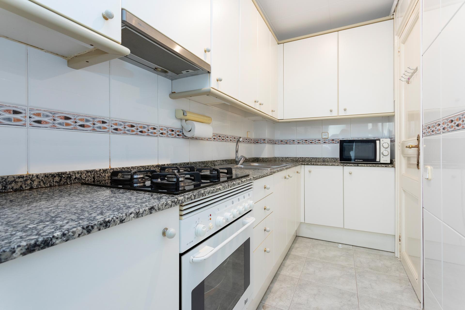 Piso – Barcelona 76.00 m2 photo9