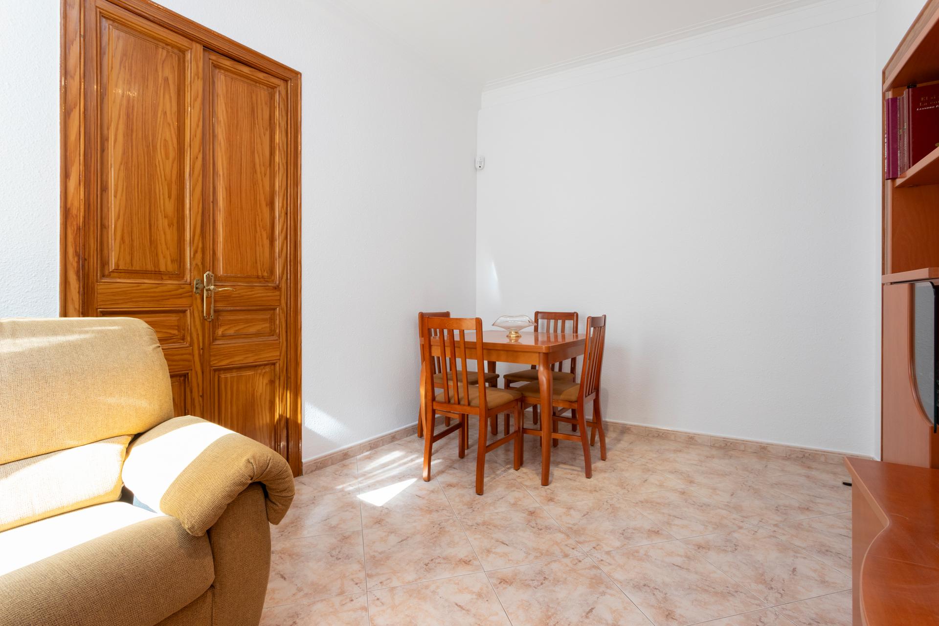 Piso – Barcelona 76.00 m2 photo19