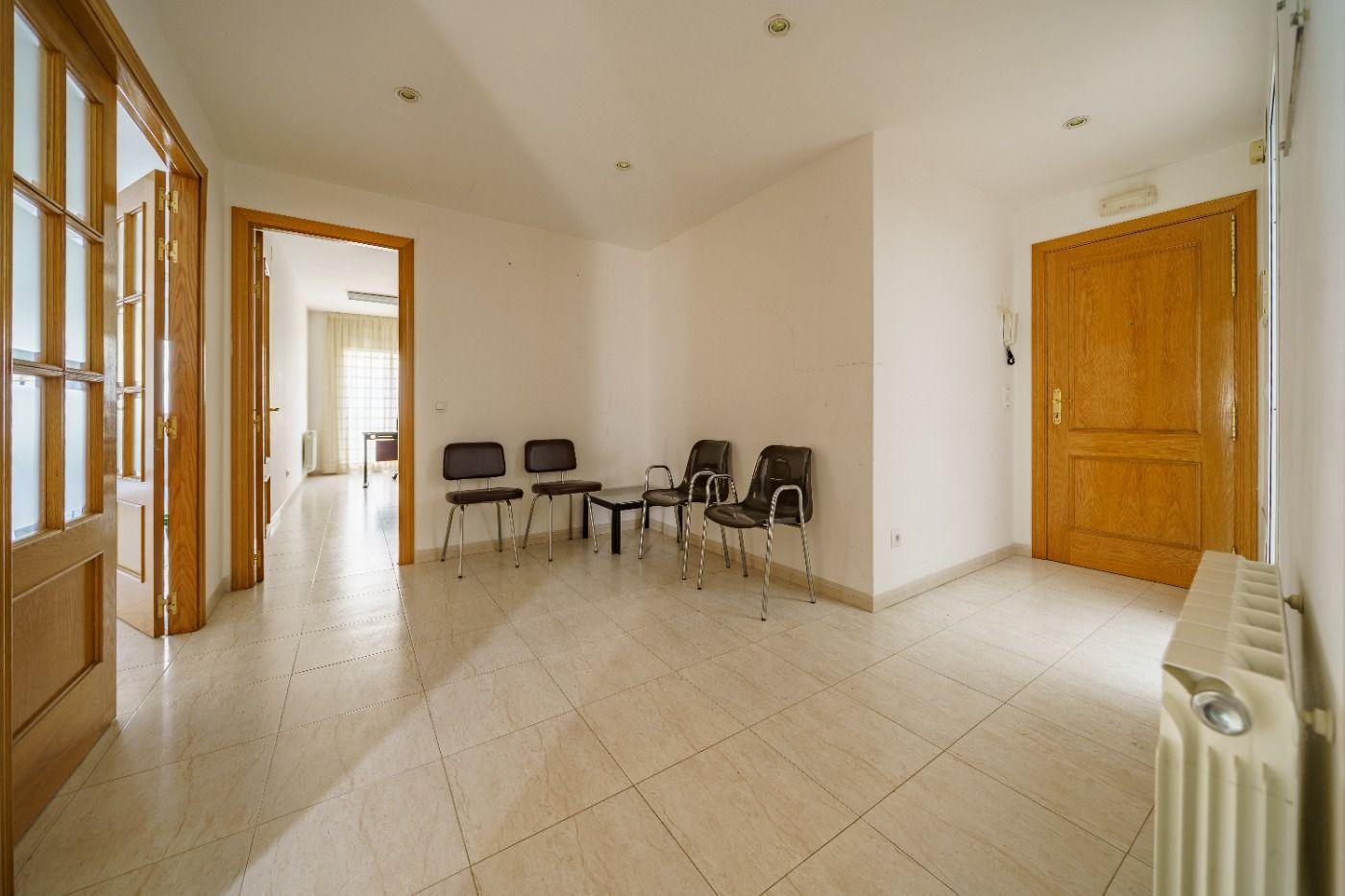 Pis – Santa Coloma de Farners 100.00 m2 photo12
