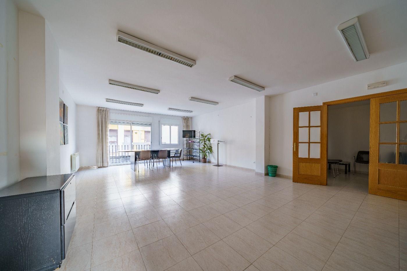 Pis – Santa Coloma de Farners 100.00 m2 photo10