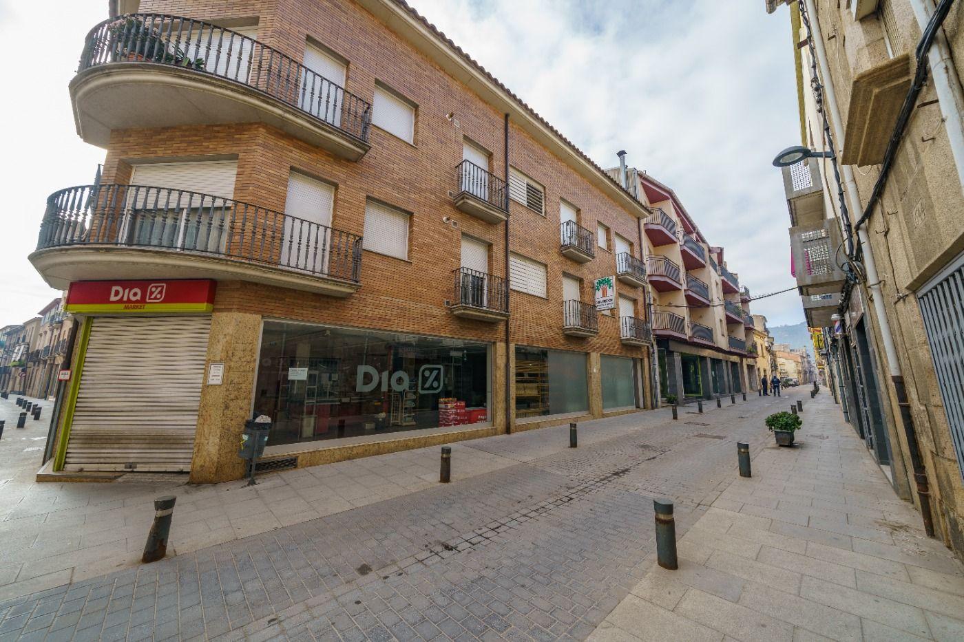 Pis – Santa Coloma de Farners 100.00 m2 photo19