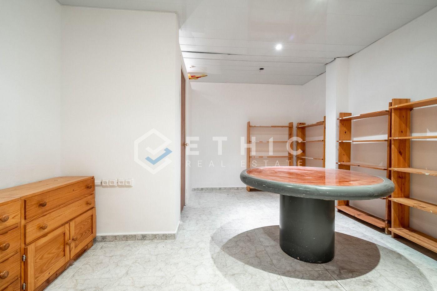 Local comercial – Barcelona 161.00 m2 photo16