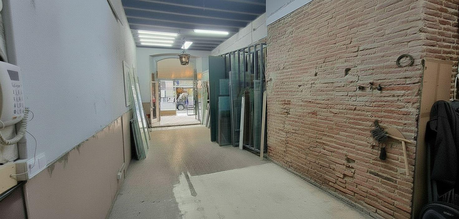 Local comercial – Barcelona 158.00 m2 photo3