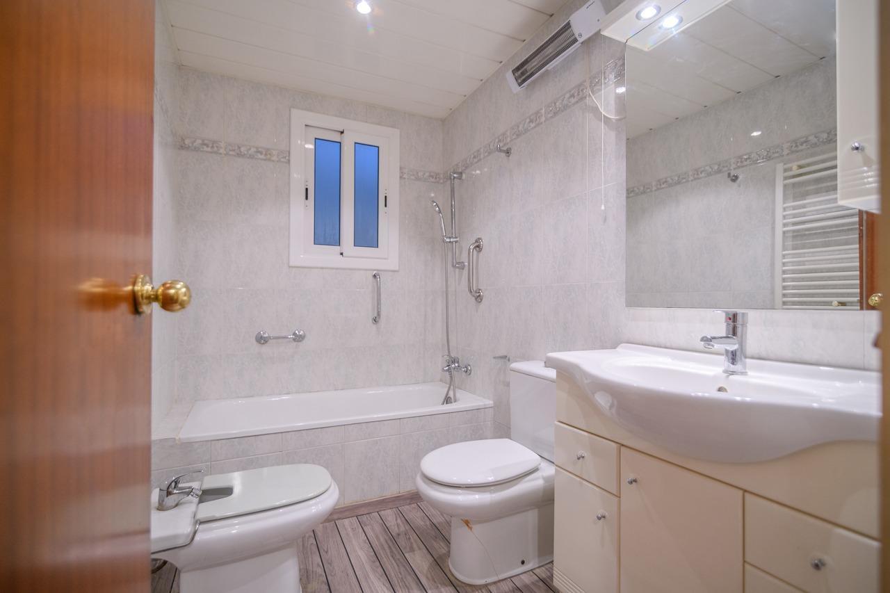 Pis – Barcelona 120.00 m2 photo29