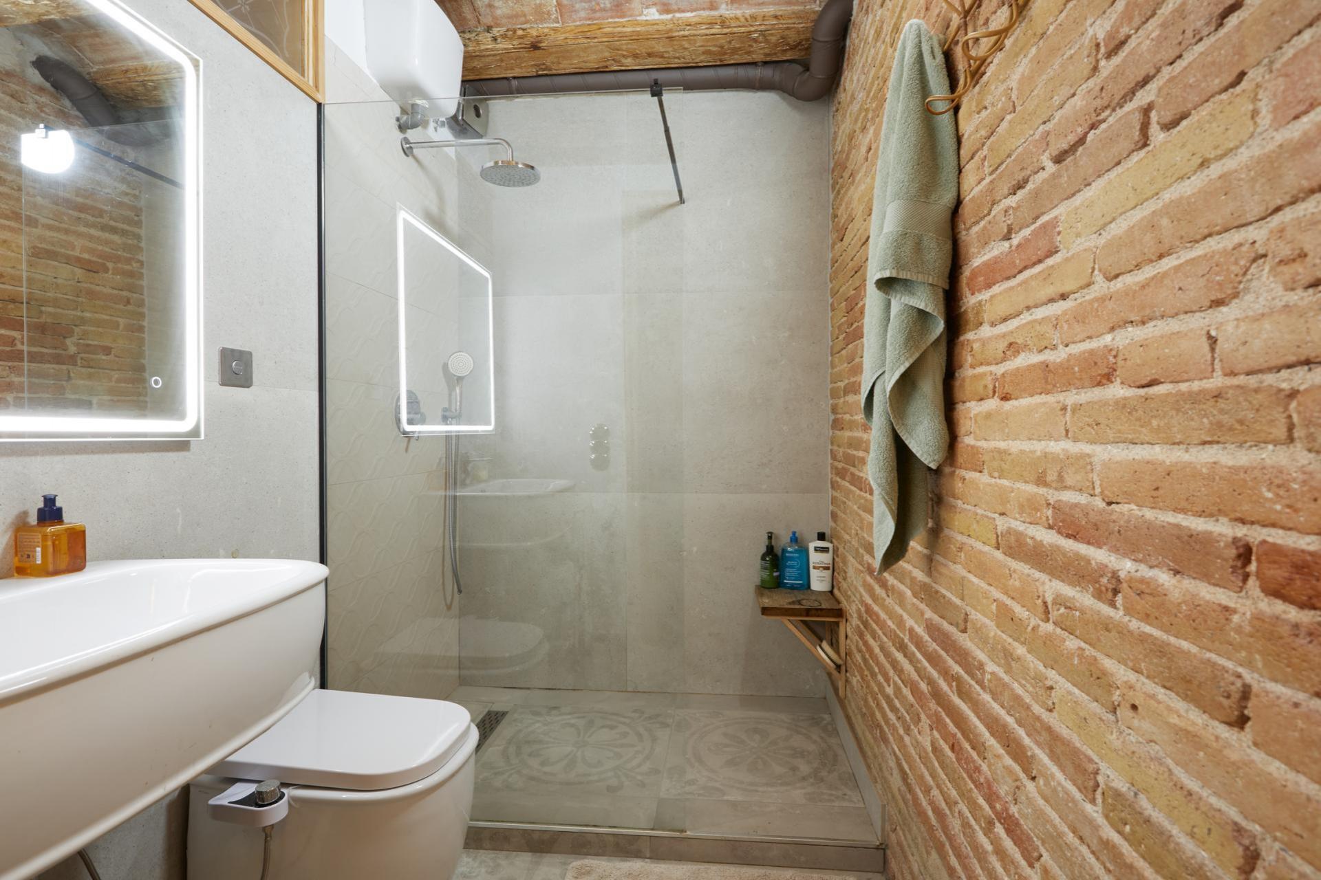 Piso – Barcelona 61.00 m2 photo19