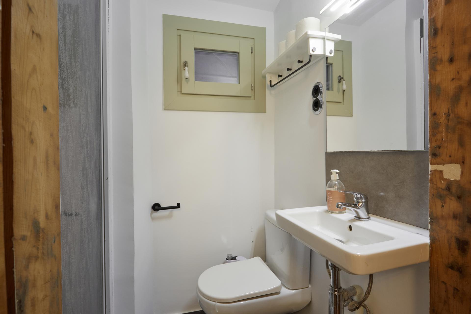 Piso – Barcelona 61.00 m2 photo24