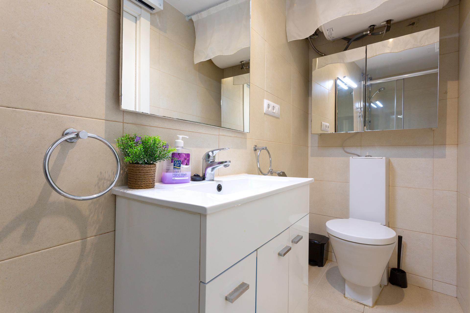 Piso – Barcelona 41.00 m2 photo19