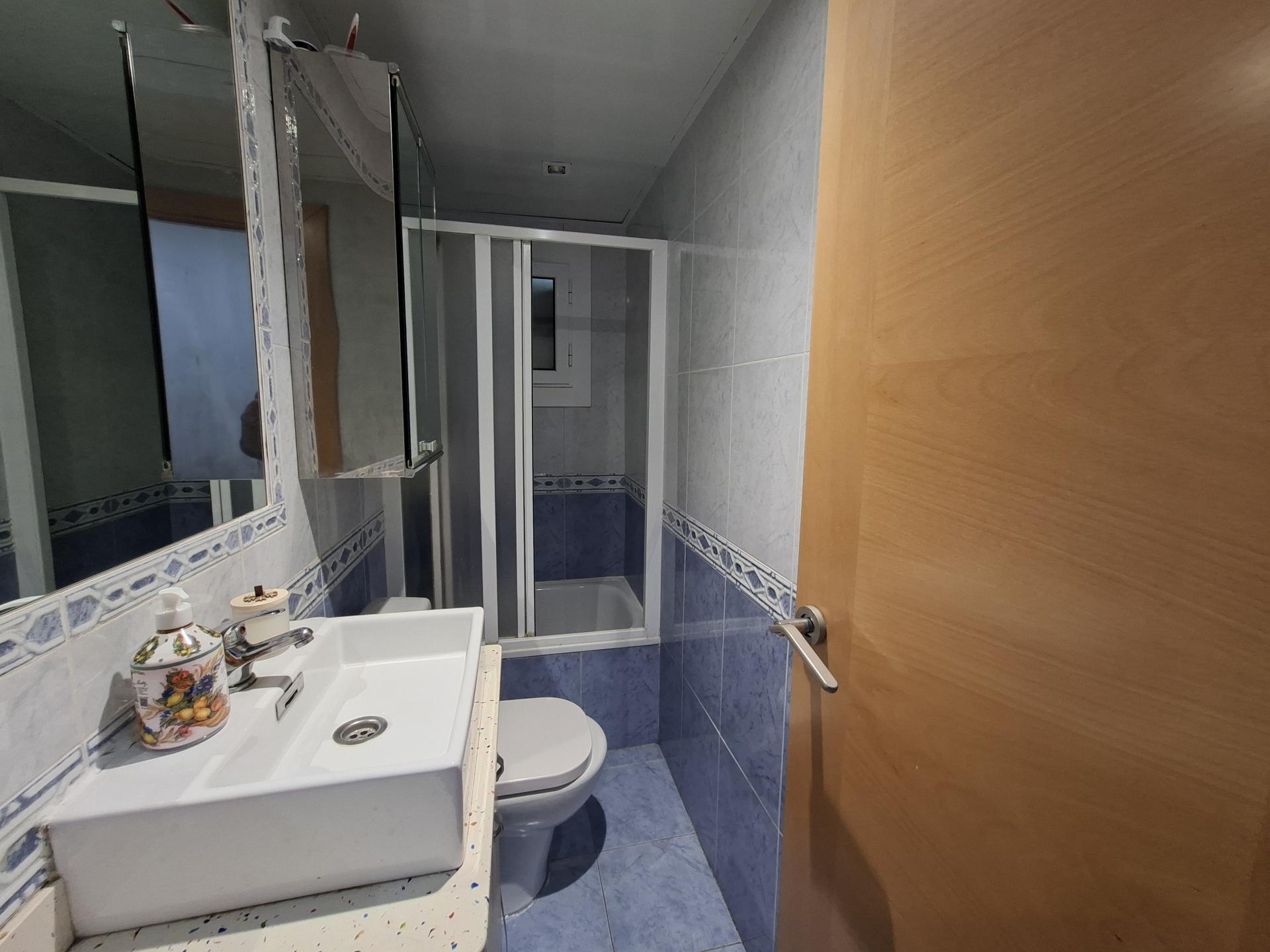 Piso – Hospitalet de Llobregat 69.00 m2 photo13