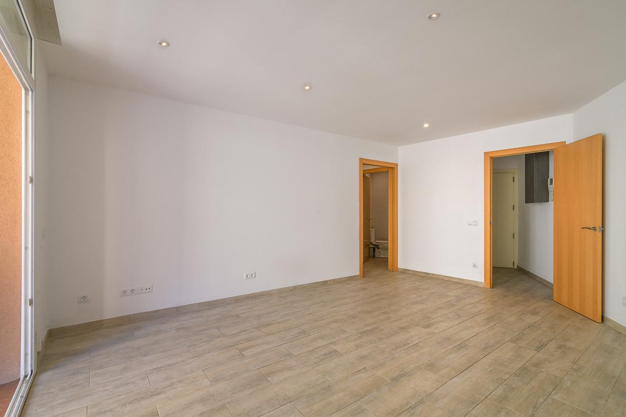 Piso – Barcelona 90.00 m2 photo25