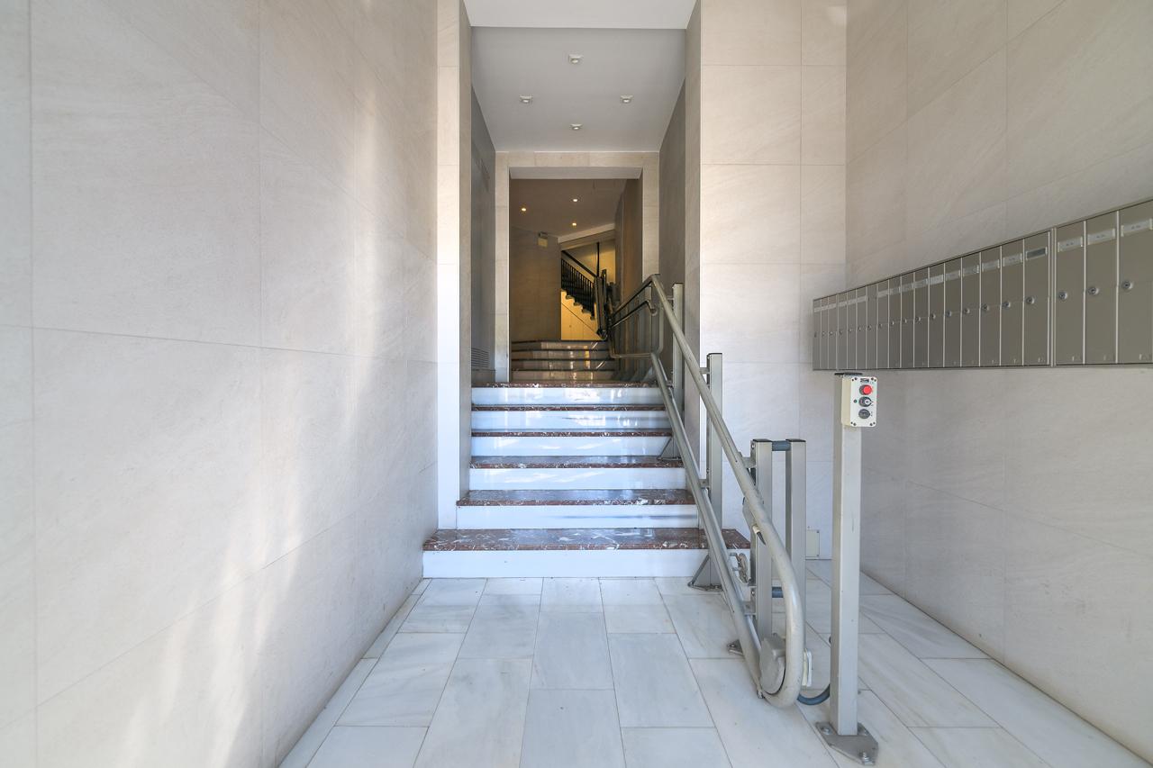 Piso – Barcelona 90.00 m2 photo12