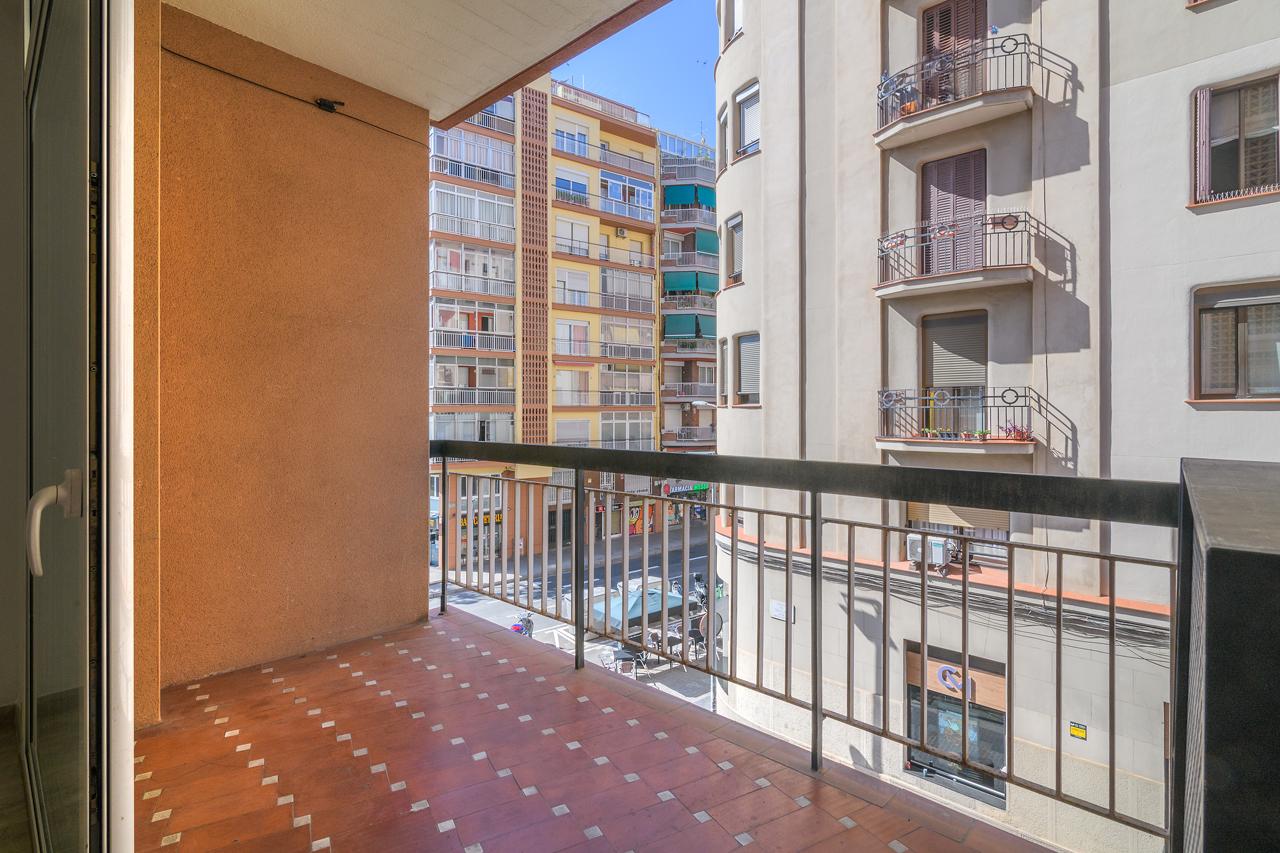 Piso – Barcelona 90.00 m2 photo14