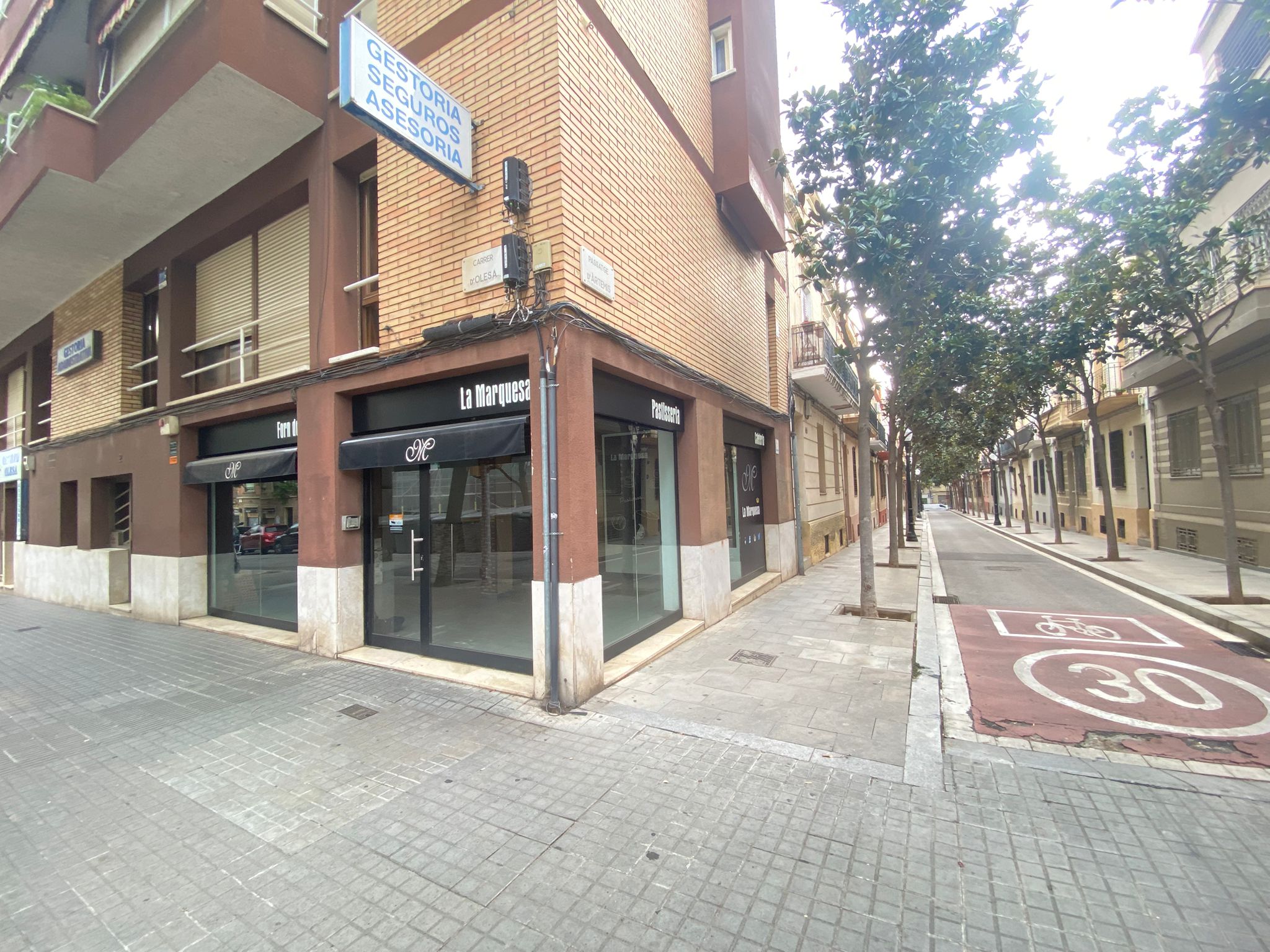 Local comercial – Barcelona 252.00 m2 photo11