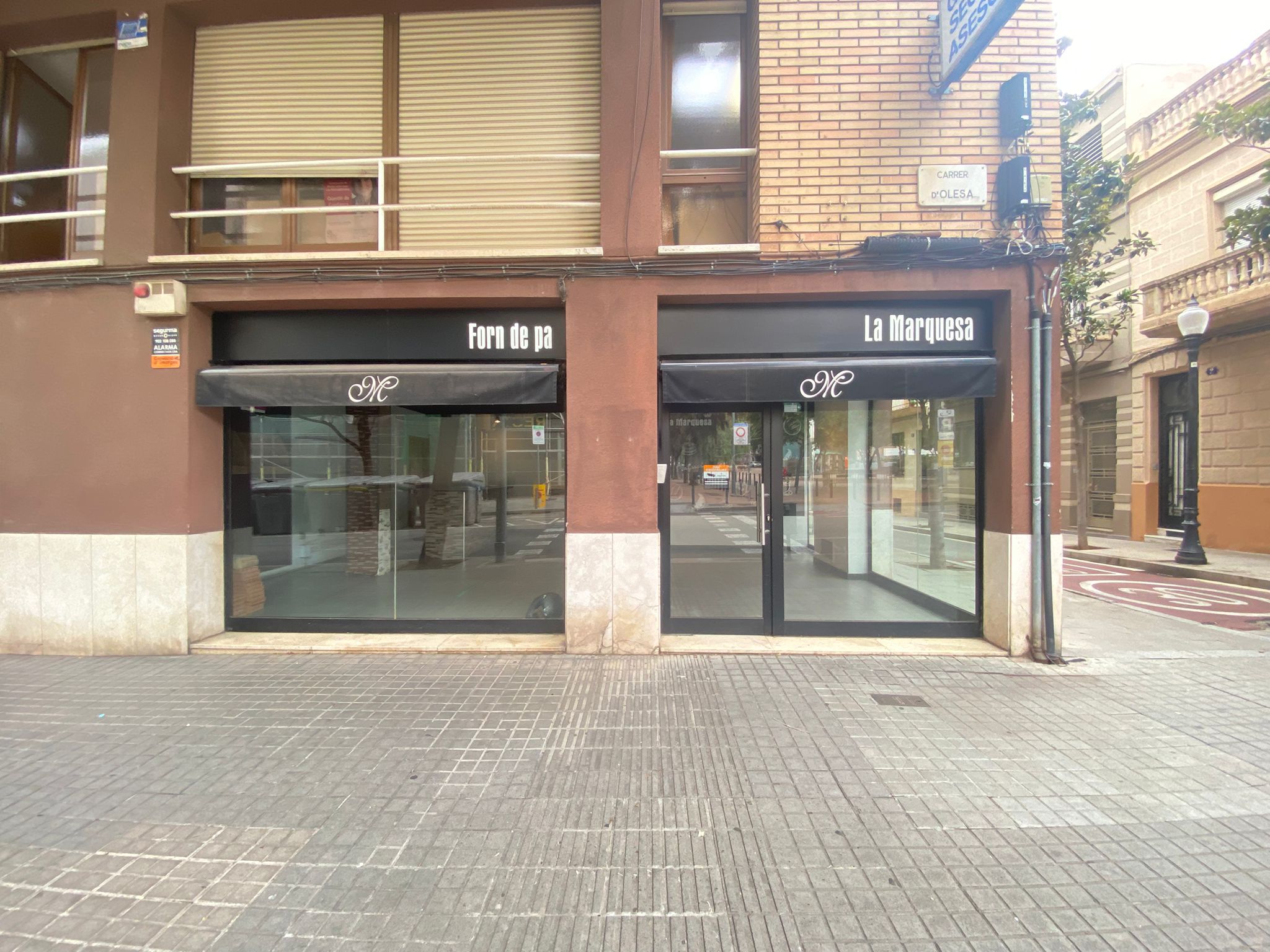 Local comercial – Barcelona 252.00 m2 photo2