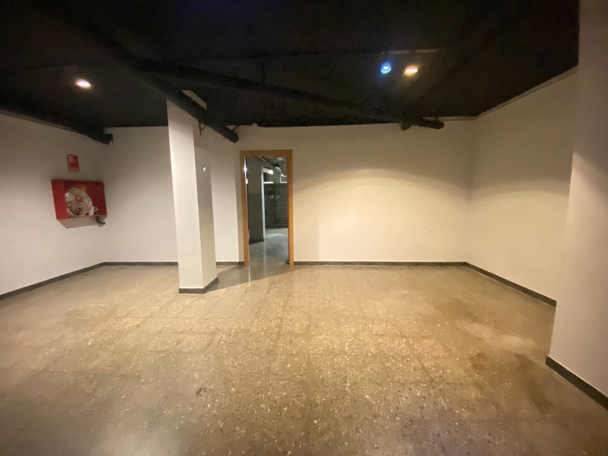 Local comercial – Barcelona 252.00 m2 photo28