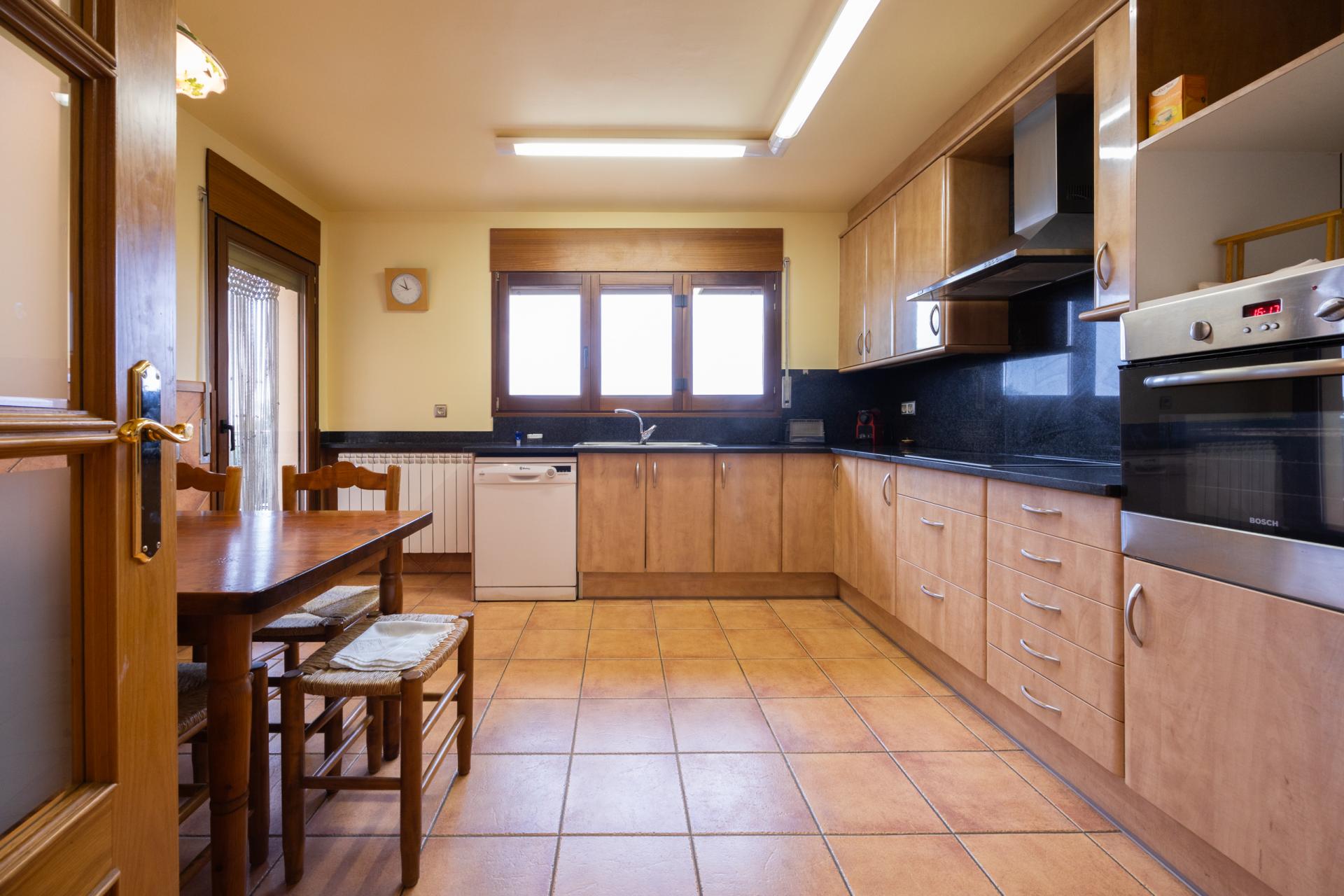 Chalet – Cantonigròs 296.00 m2 photo30