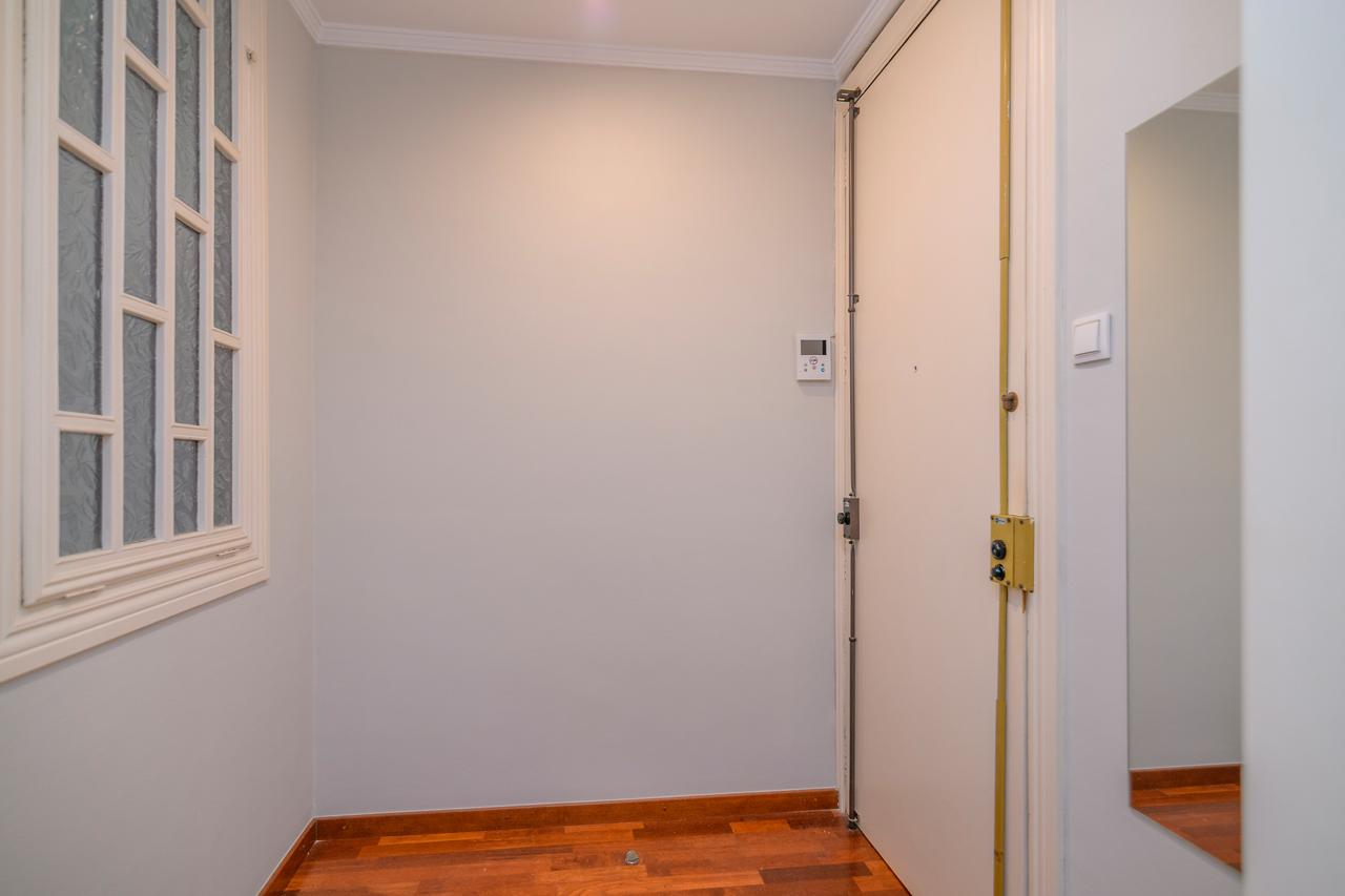 Piso – Barcelona 83.00 m2 photo27