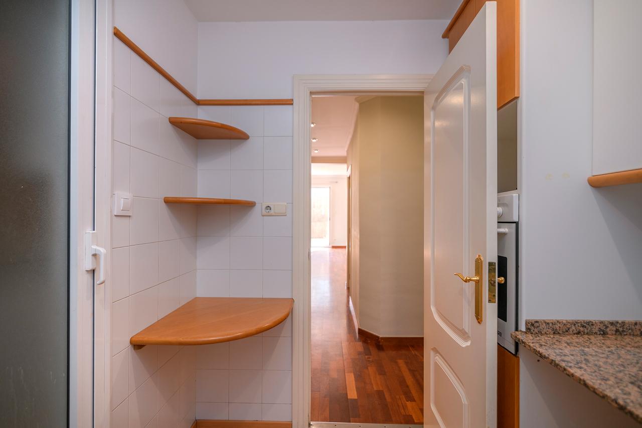 Piso – Barcelona 83.00 m2 photo25