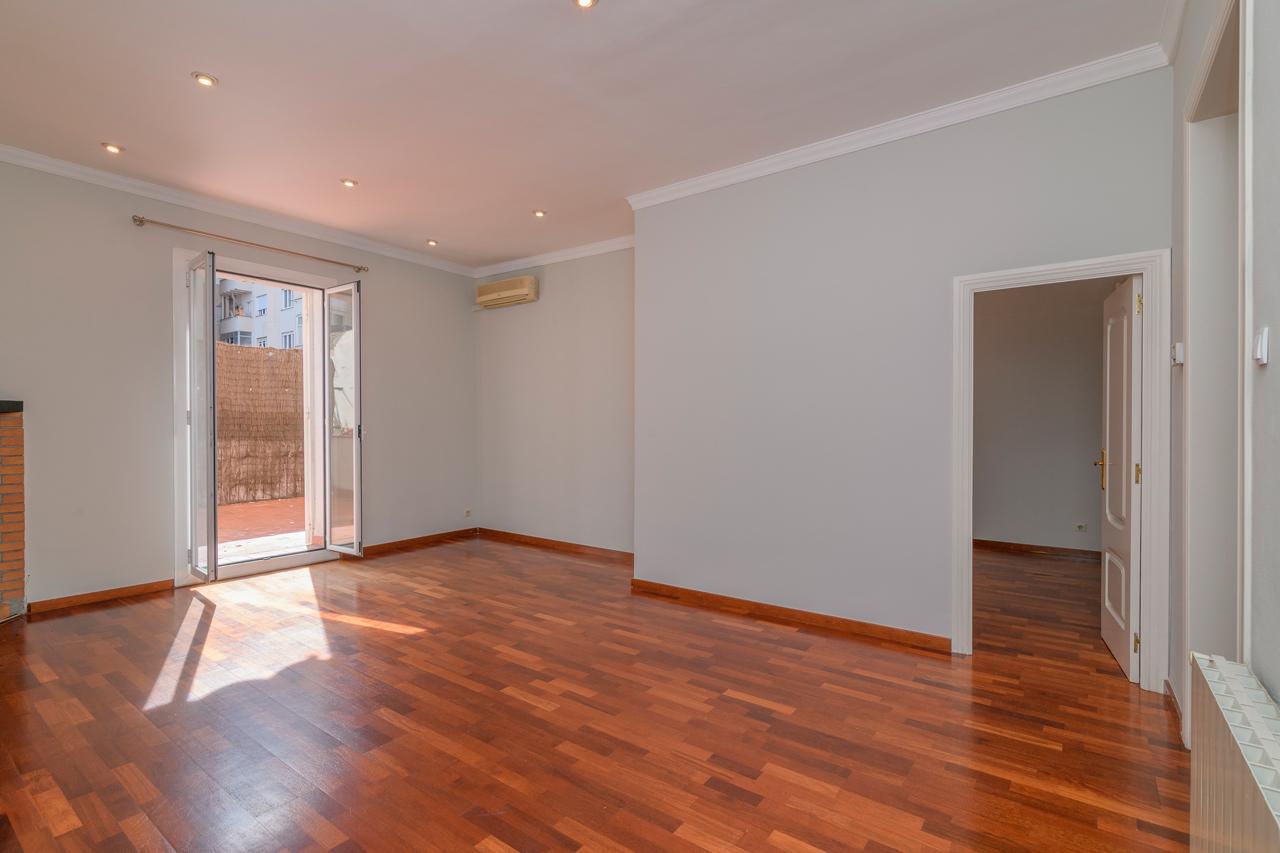 Piso – Barcelona 83.00 m2 photo10