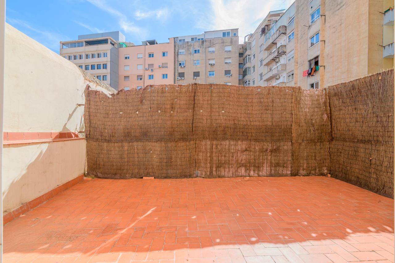 Piso – Barcelona 83.00 m2 photo16