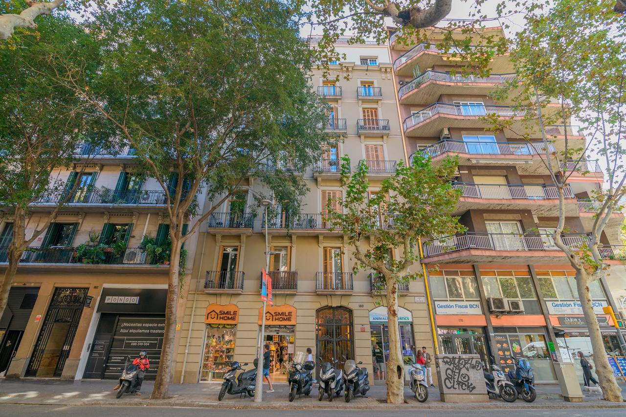 Piso – Barcelona 83.00 m2 photo20