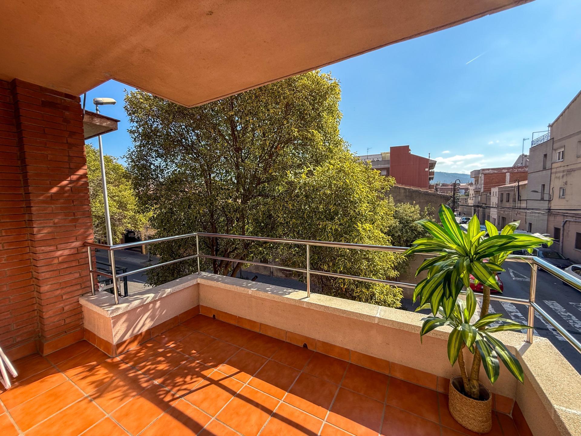 Unifamiliar aïllat – Montcada i Reixac 246.10 m2 photo4