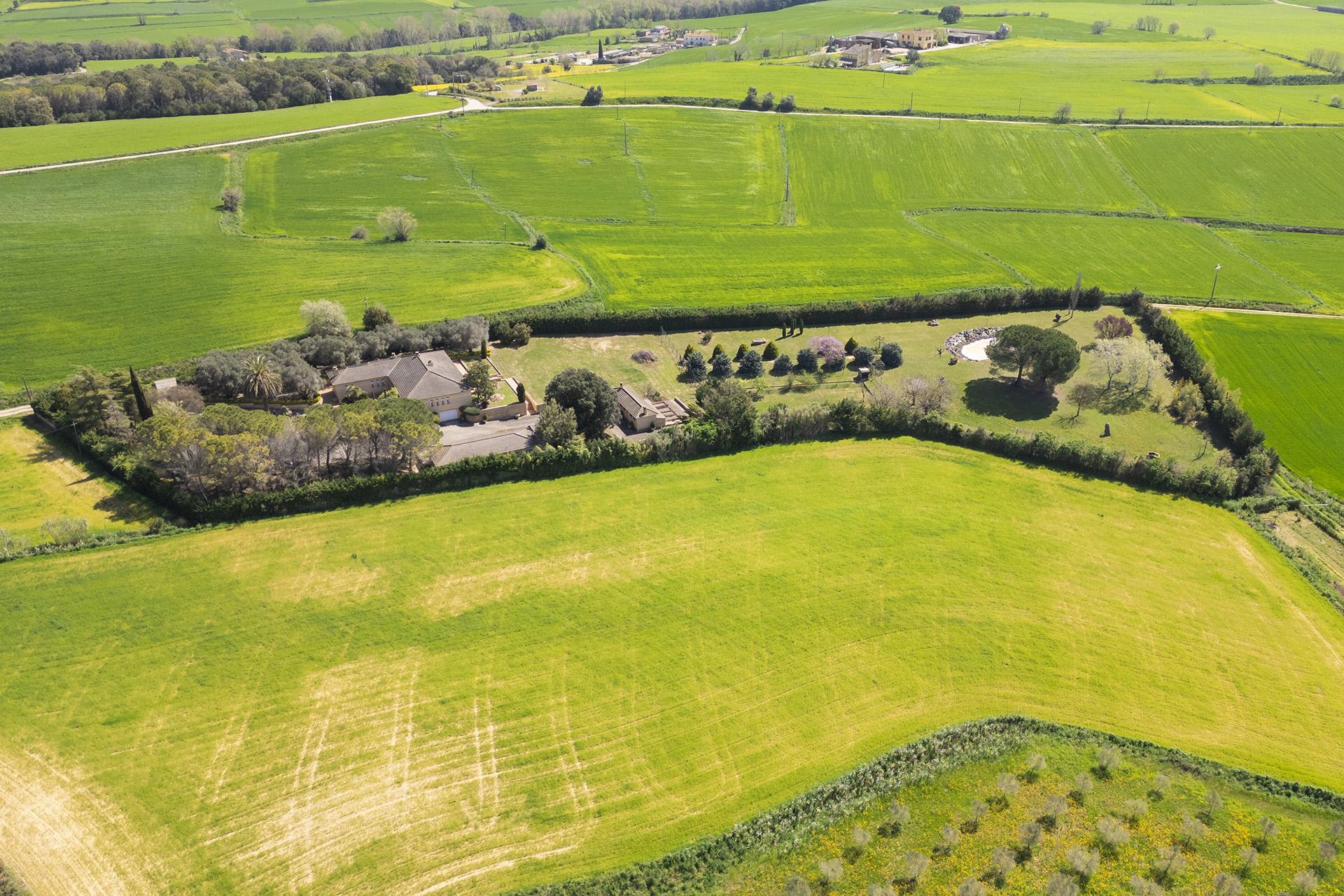 Chalet – Cornellà del Terri 738.00 m2 photo2