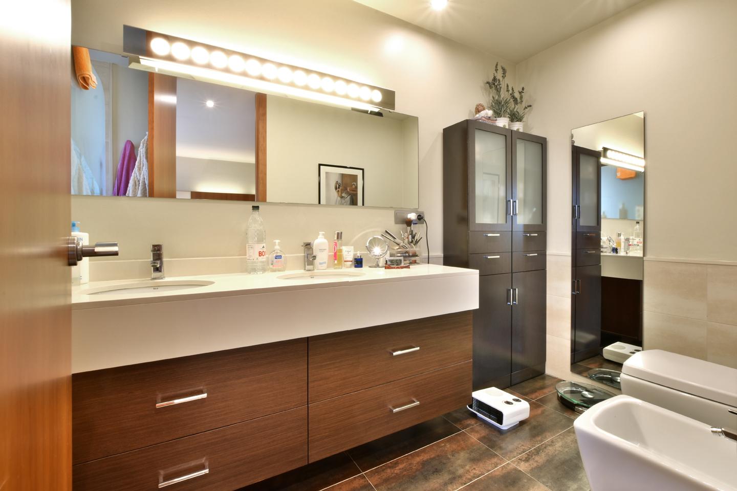 Unifamiliar adosada – Terrassa 187.00 m2 photo10