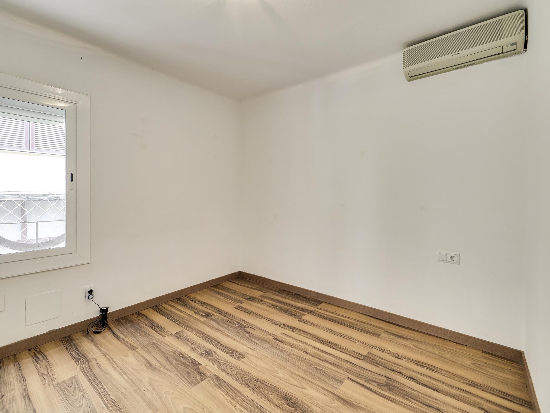Piso – Barcelona 44.00 m2 photo18