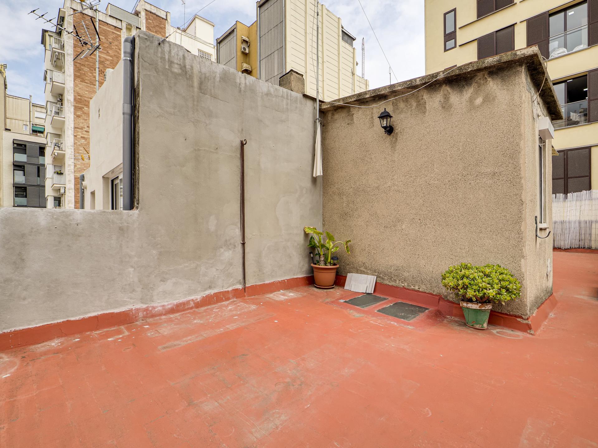 Piso – Barcelona 44.00 m2 photo2