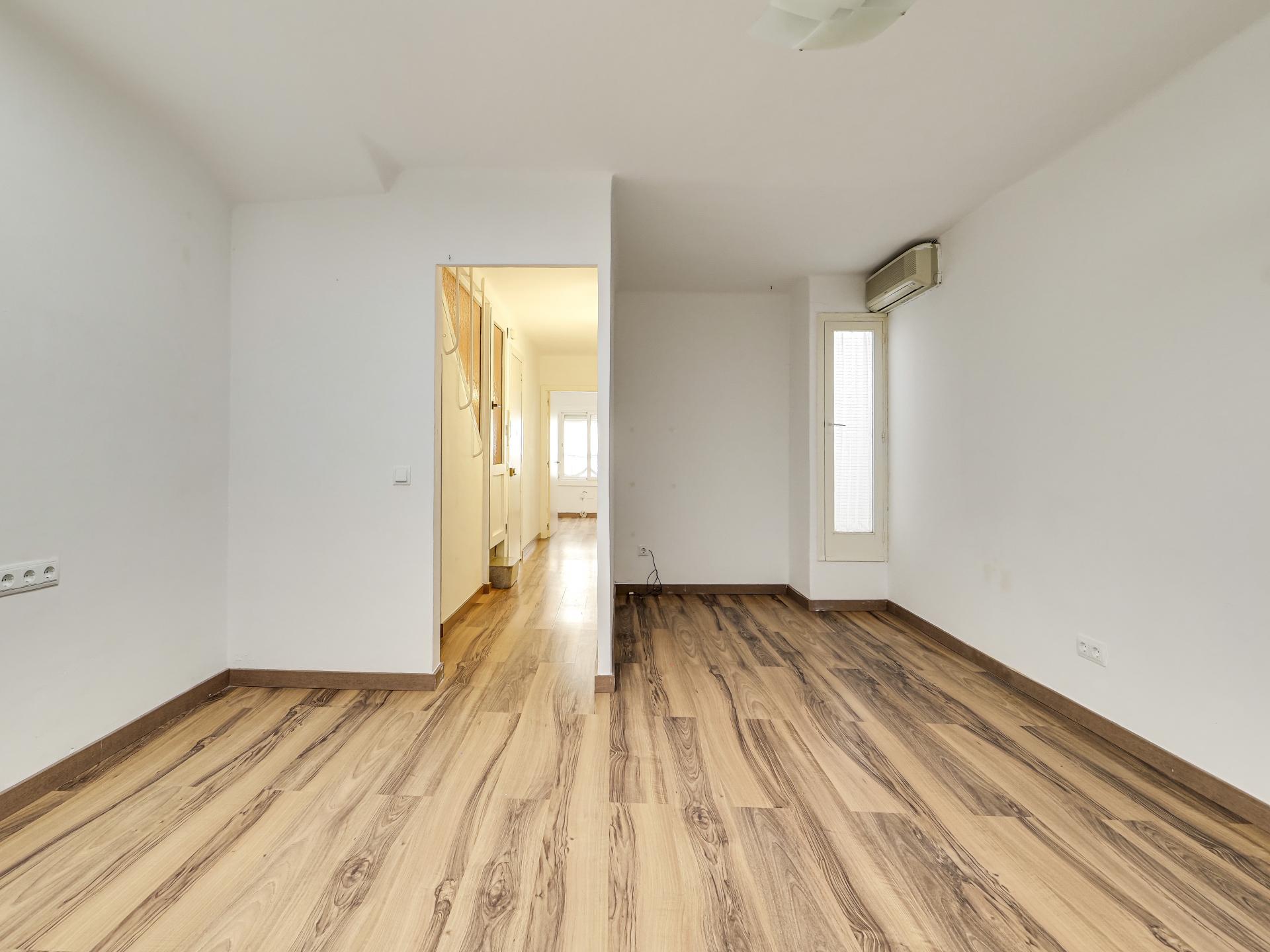 Piso – Barcelona 44.00 m2 photo34