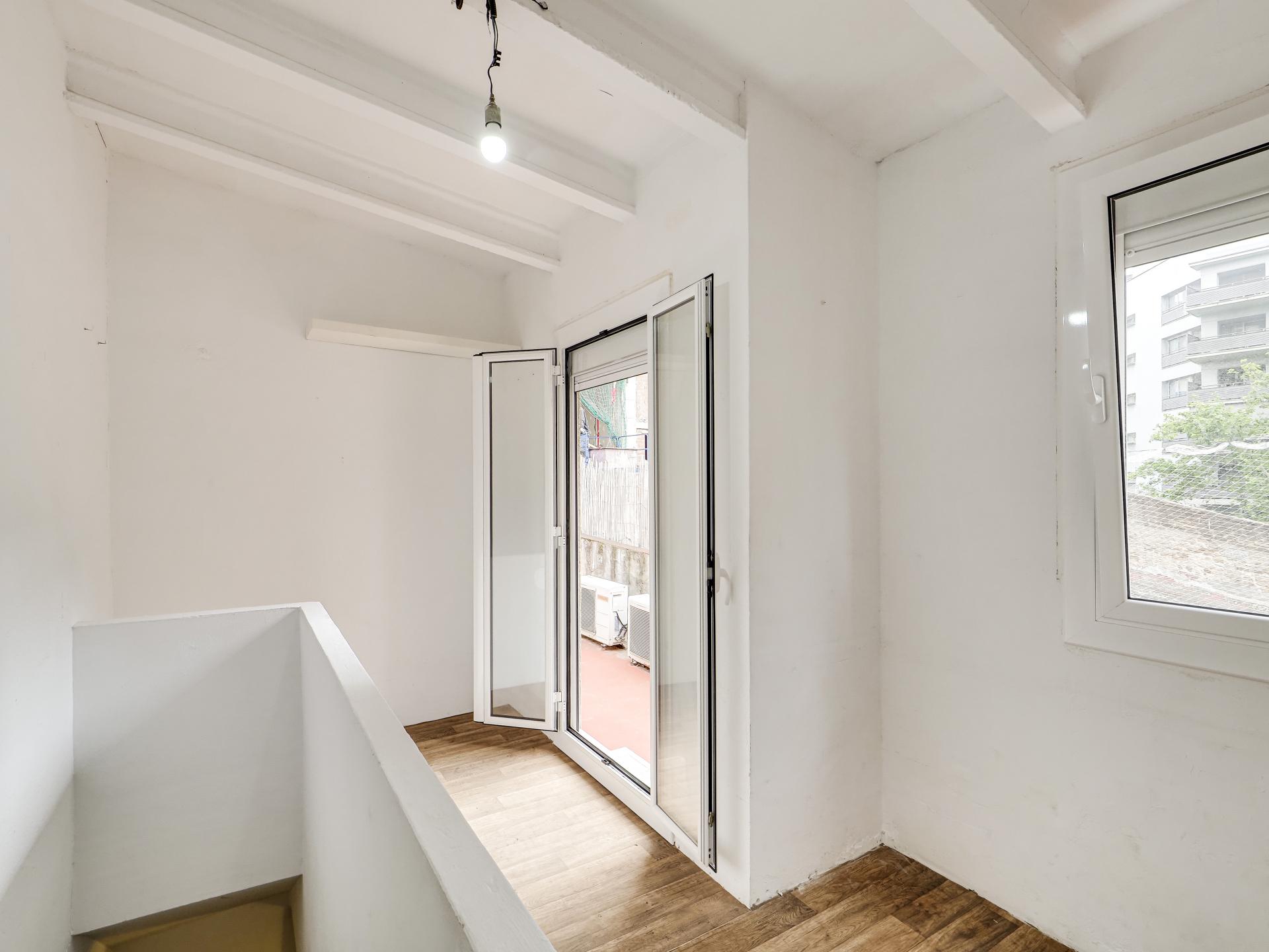 Piso – Barcelona 44.00 m2 photo14