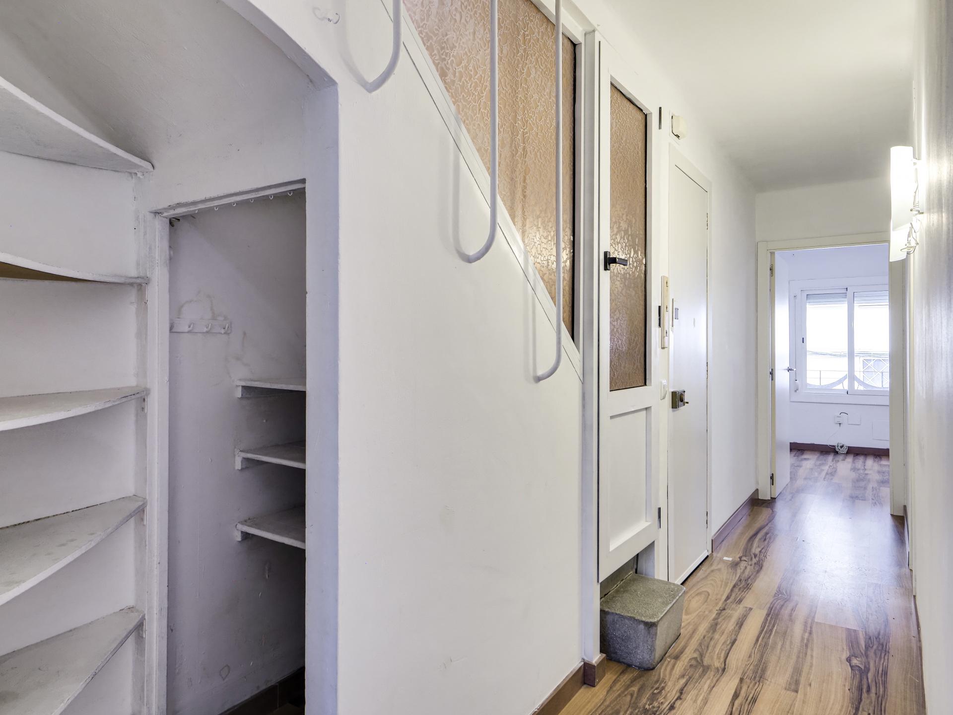 Piso – Barcelona 44.00 m2 photo17