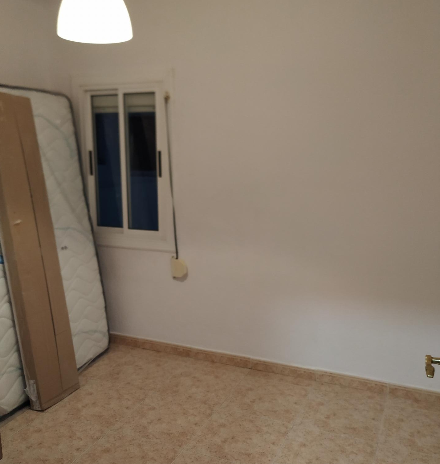Piso – Hospitalet de Llobregat 74.00 m2 photo25