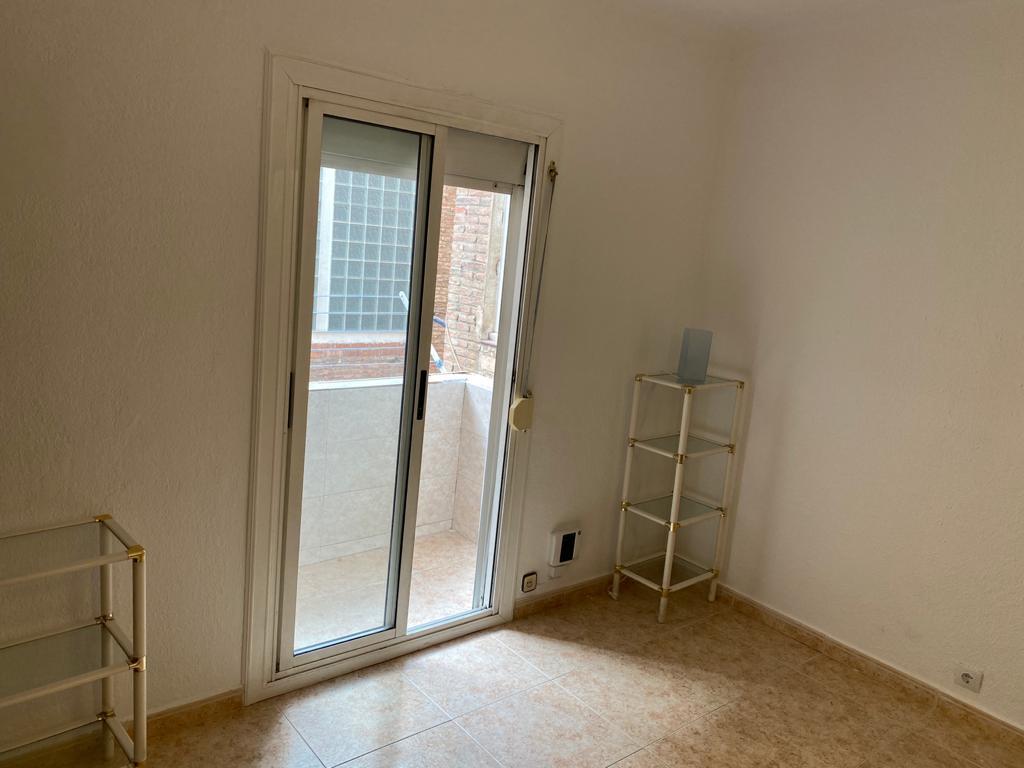 Pis – Hospitalet de Llobregat 74.00 m2 photo3