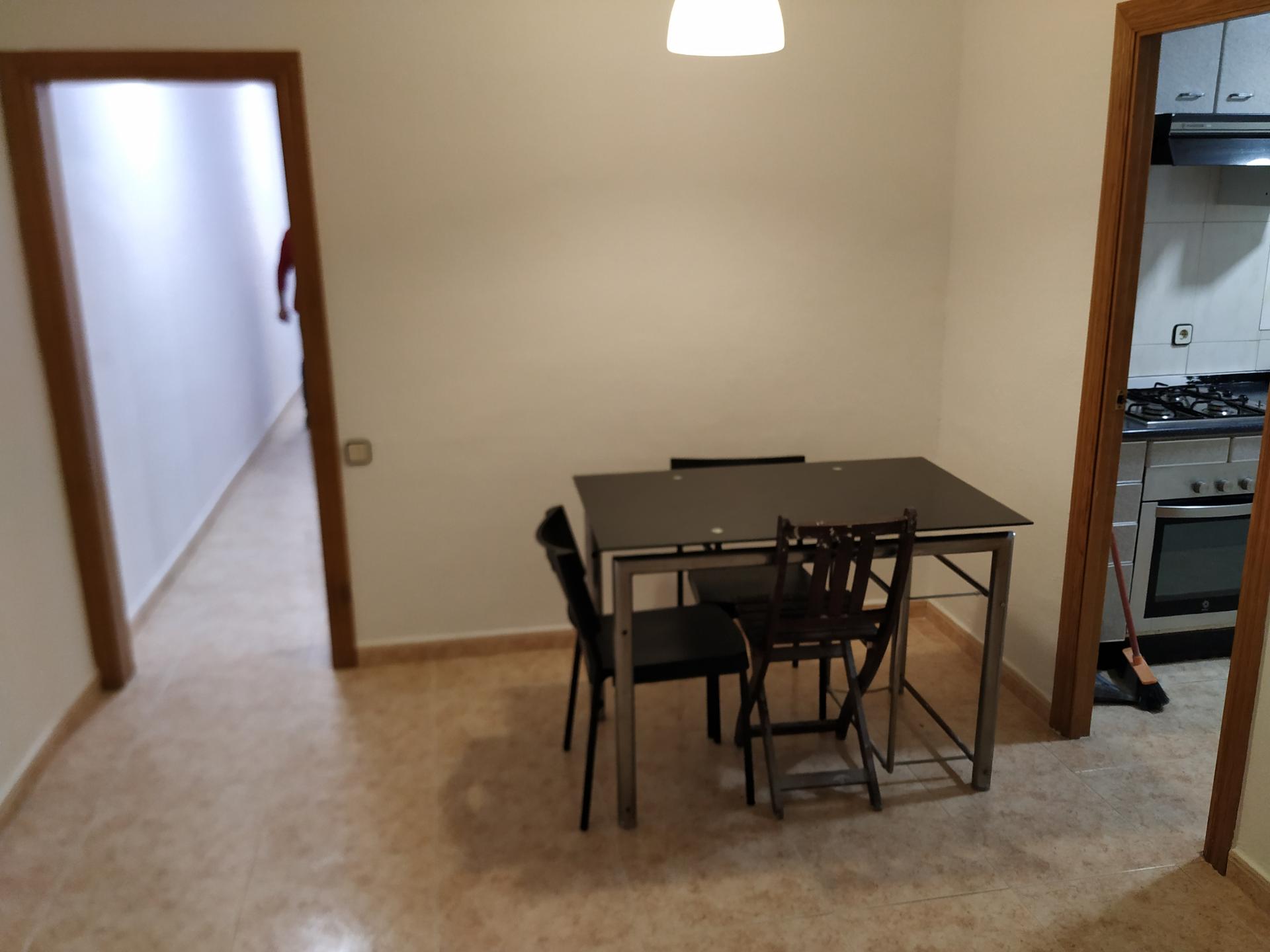 Pis – Hospitalet de Llobregat 74.00 m2 photo4
