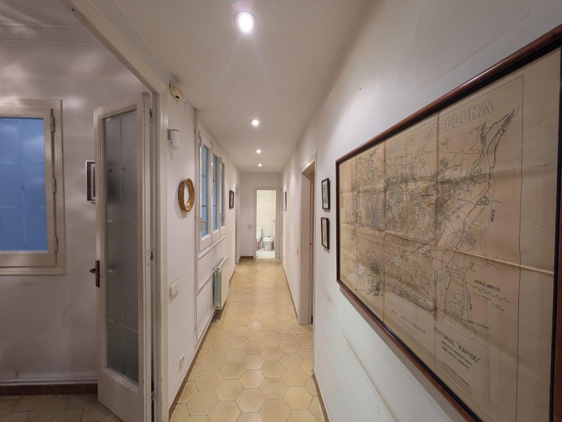 Piso – Barcelona 89.00 m2 photo30