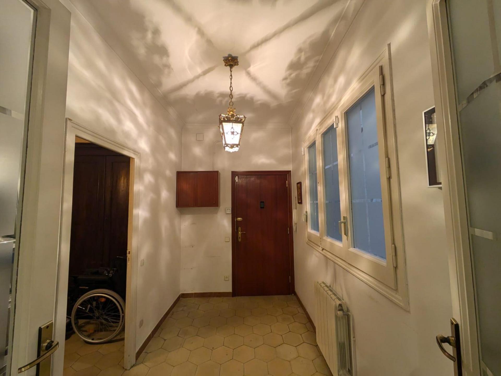 Piso – Barcelona 89.00 m2 photo33