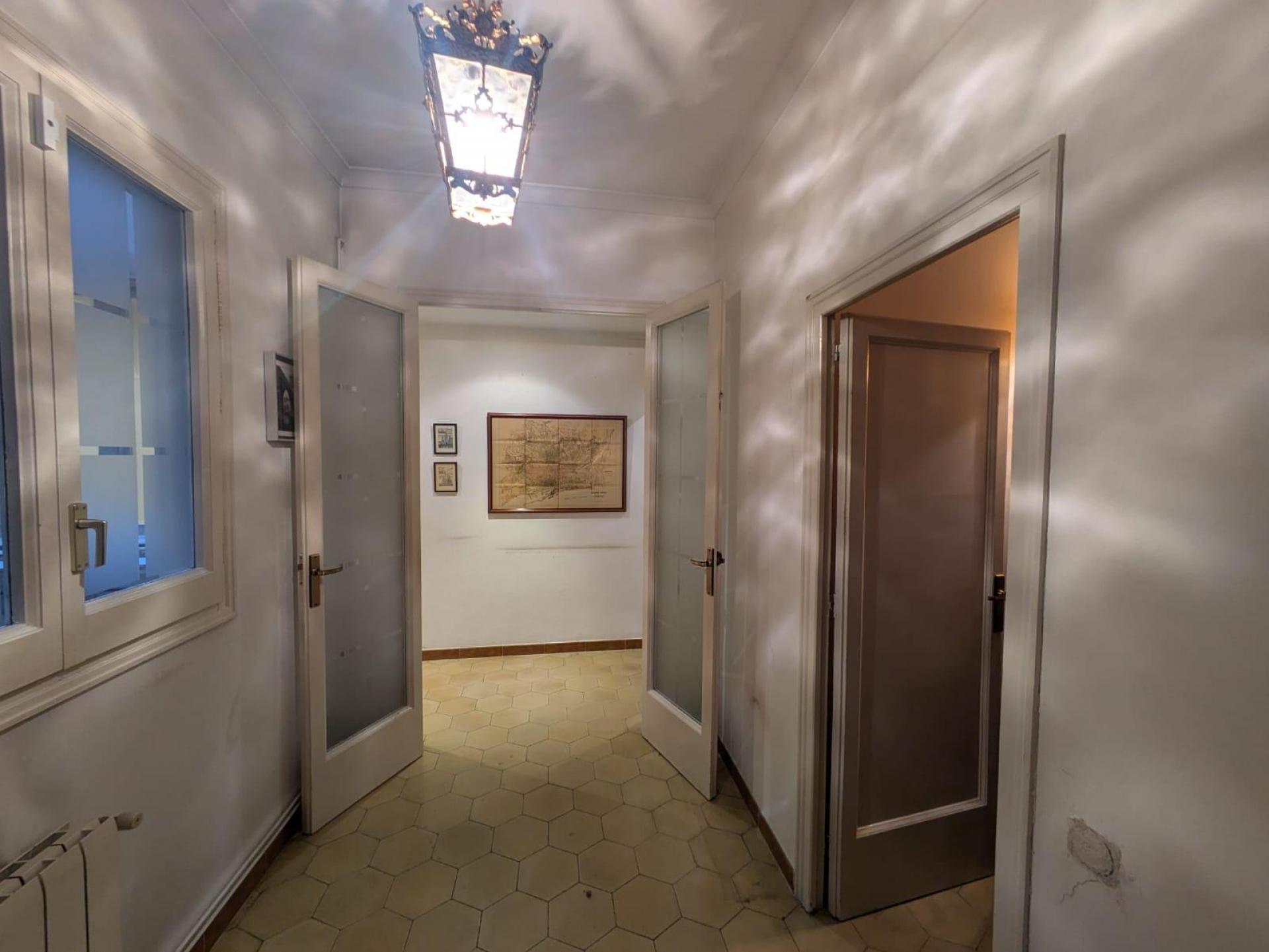 Piso – Barcelona 89.00 m2 photo32