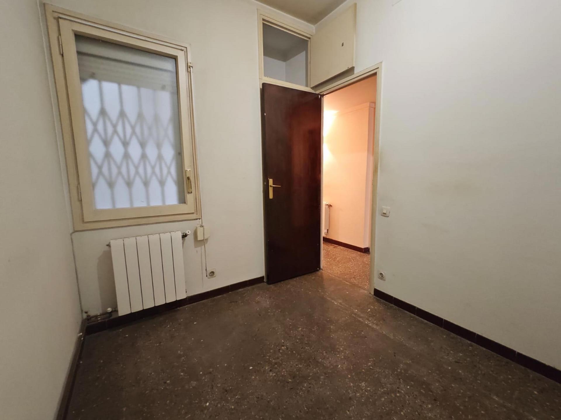 Piso – Barcelona 70.00 m2 photo17