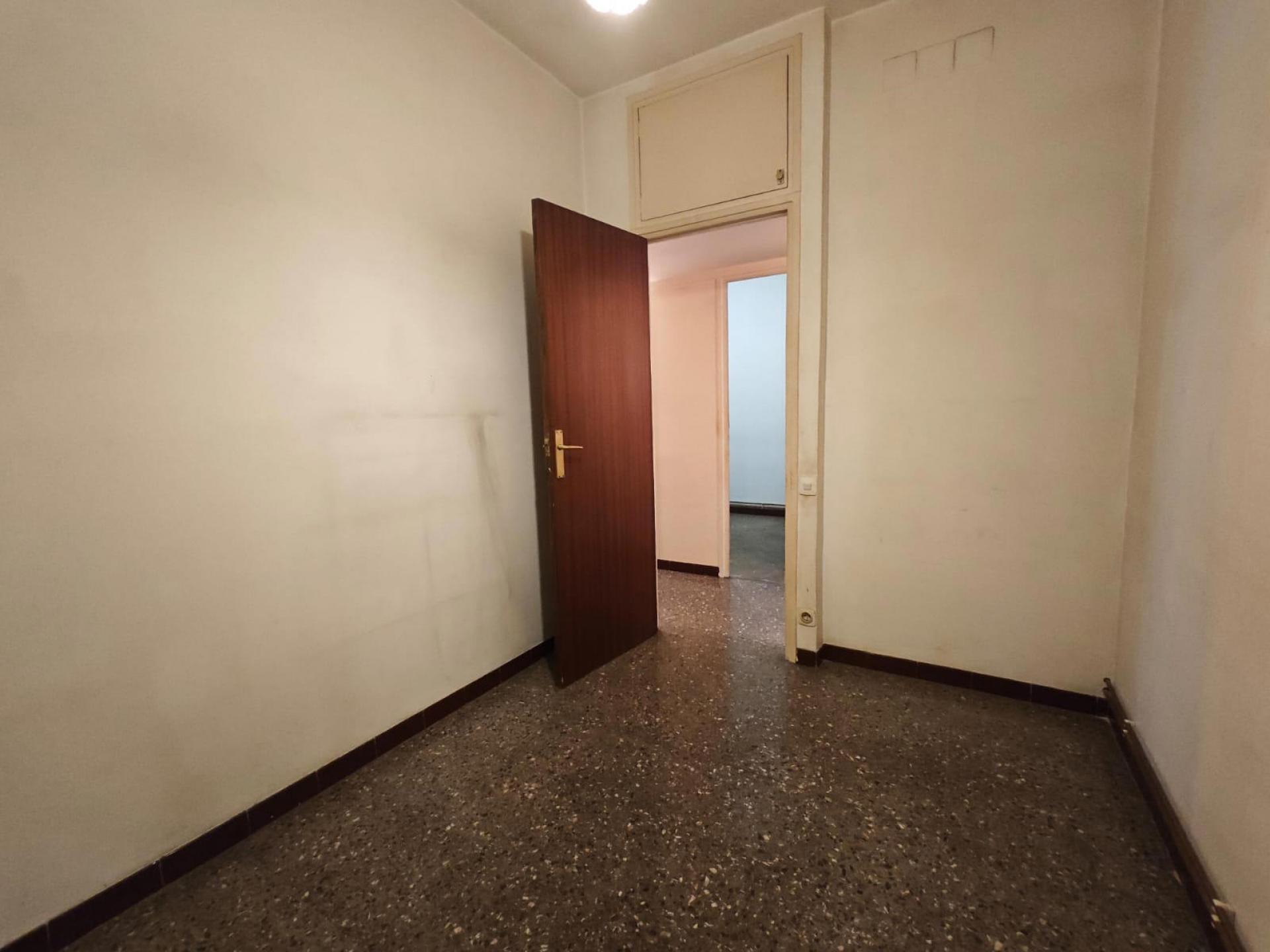 Piso – Barcelona 70.00 m2 photo13