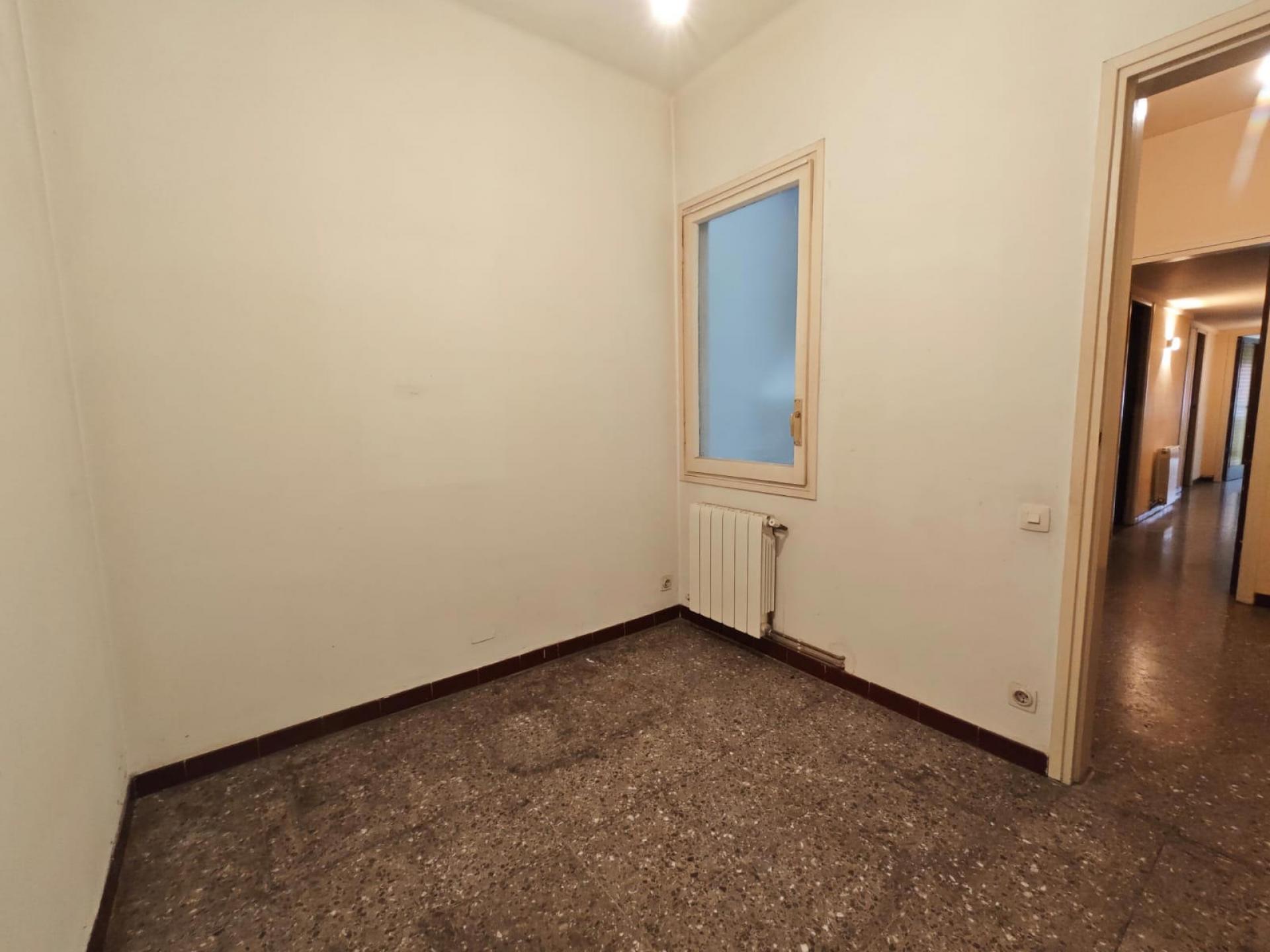 Piso – Barcelona 70.00 m2 photo4