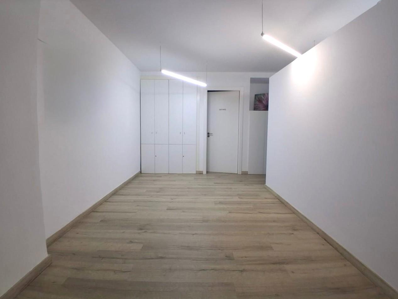 Local comercial – Barcelona 449.00 m2 photo9