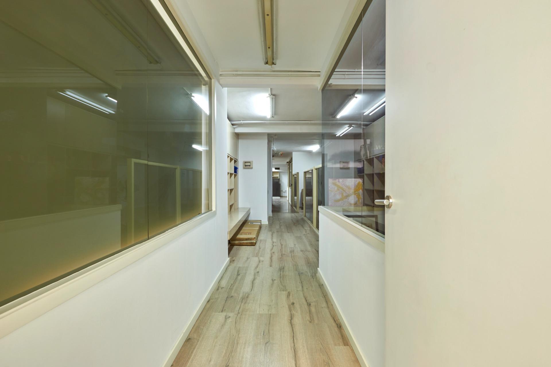 Local comercial – Barcelona 449.00 m2 photo25