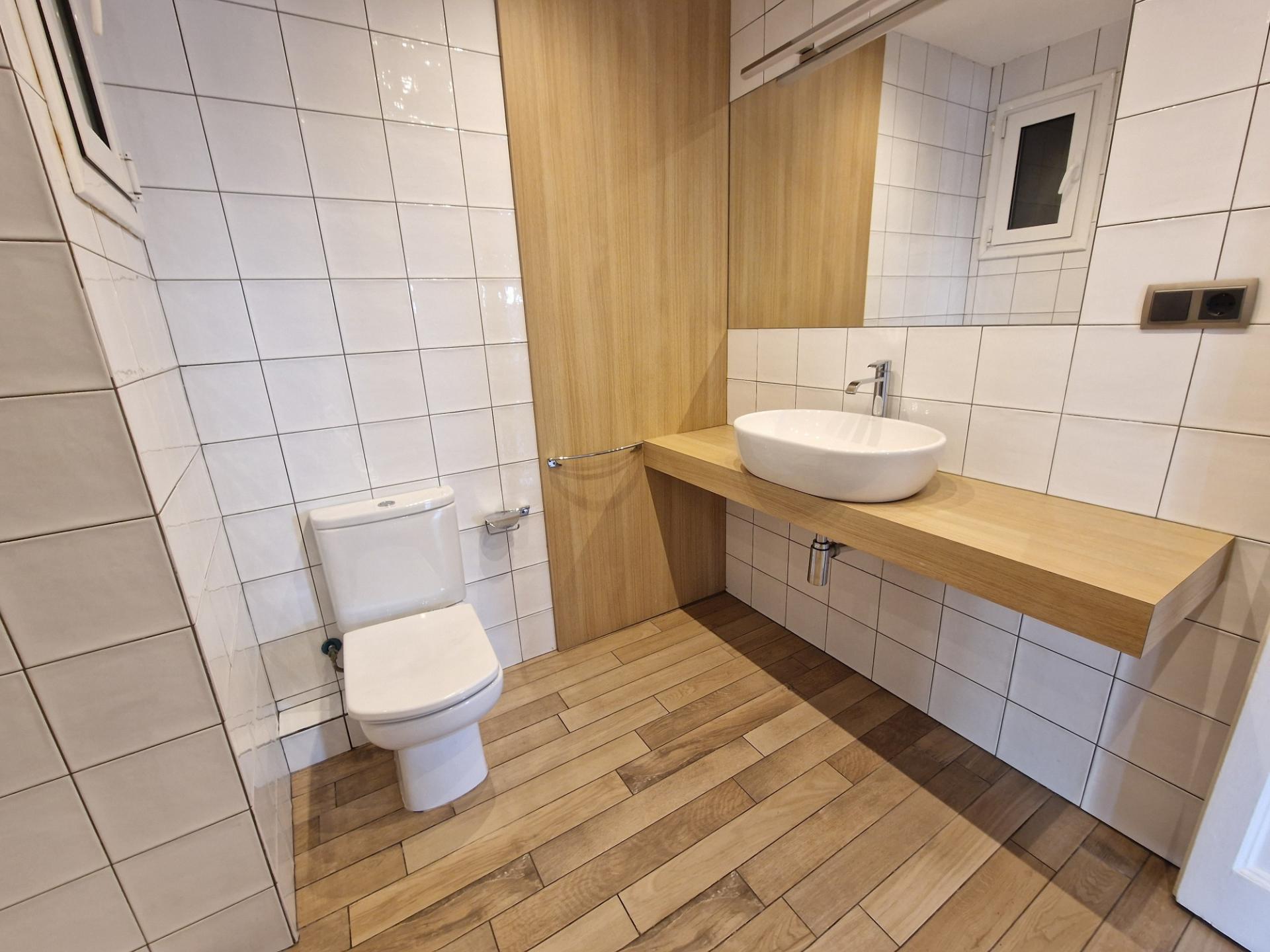 Piso – Barcelona 175.00 m2 photo18